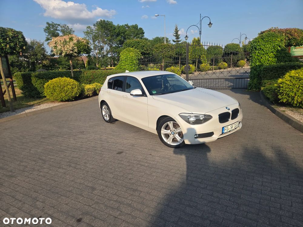 BMW Seria 1 116d DPF Edition Sport - 12