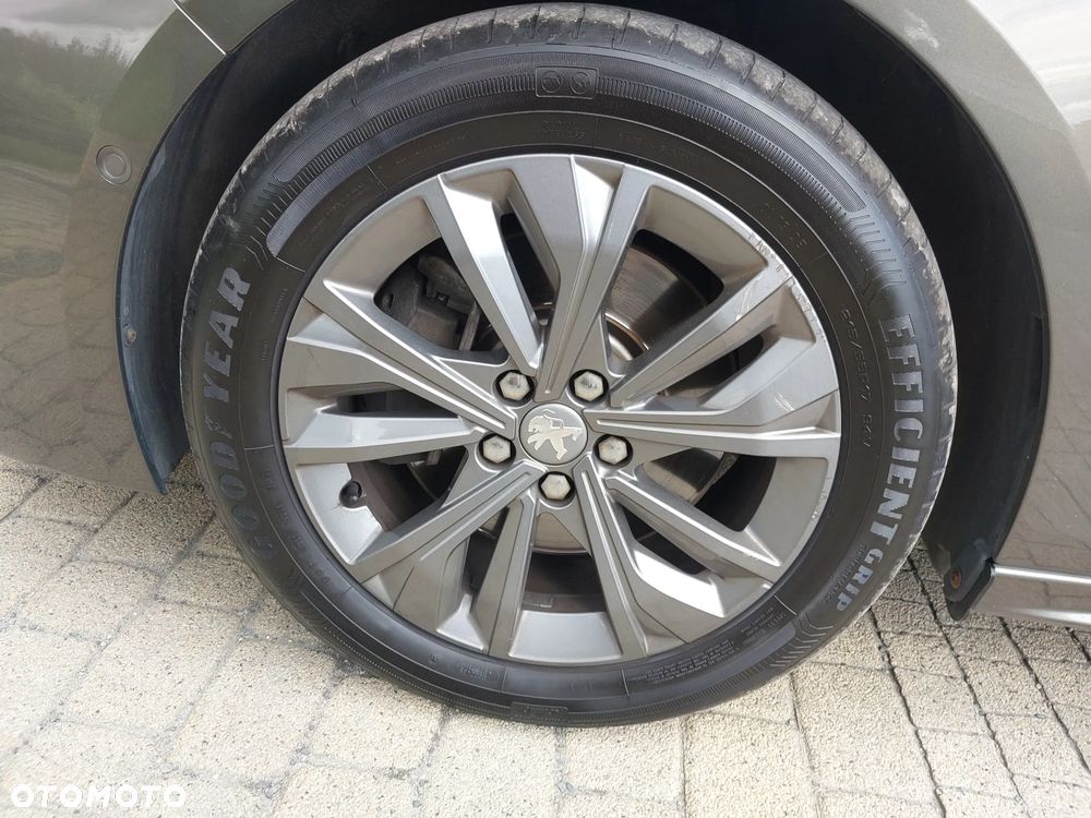Peugeot 508 BlueHDi 160 EAT8 Allure Business-Paket - 34