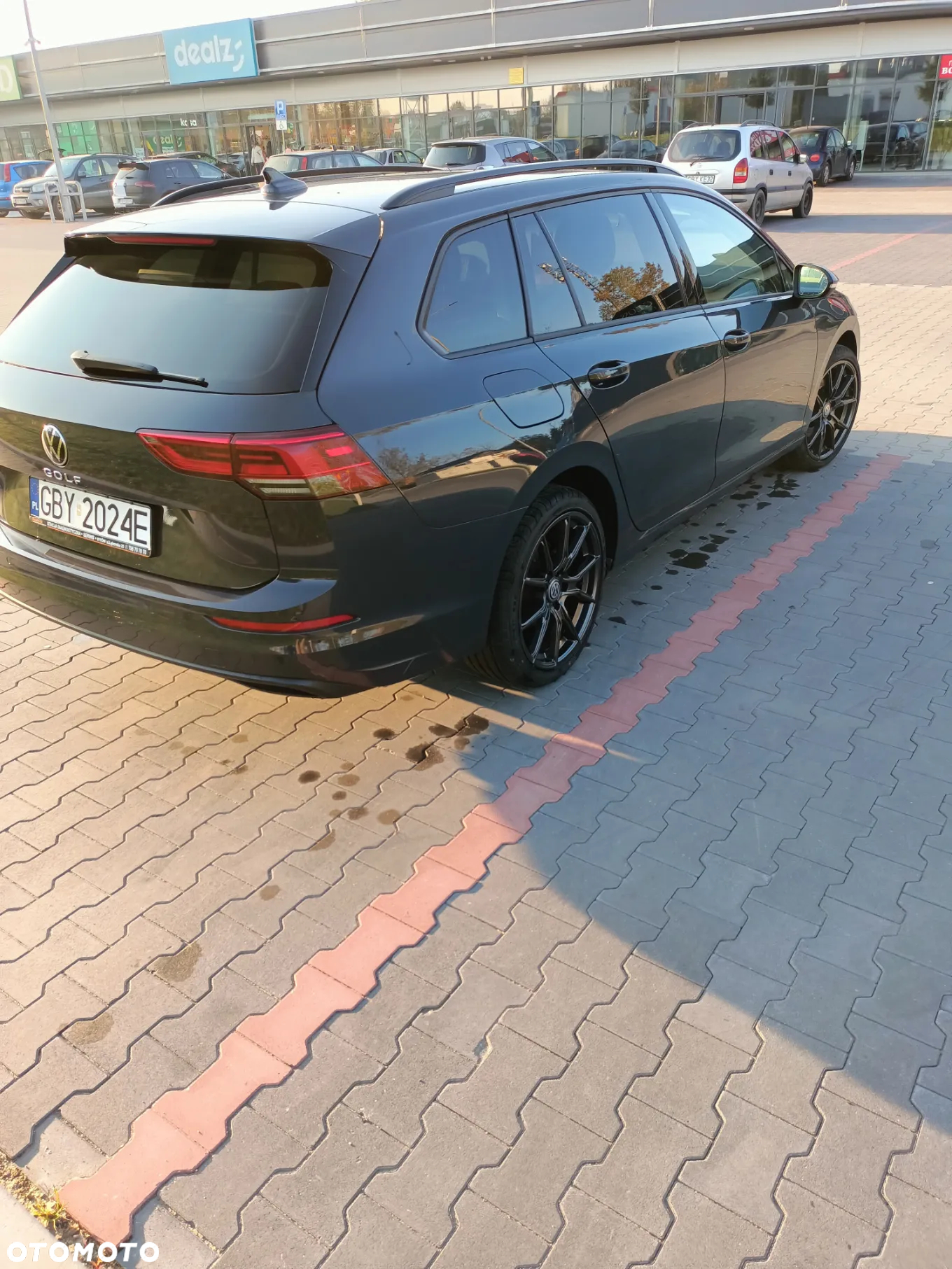 Volkswagen Golf Variant 2.0 TDI SCR DSG Goal - 6
