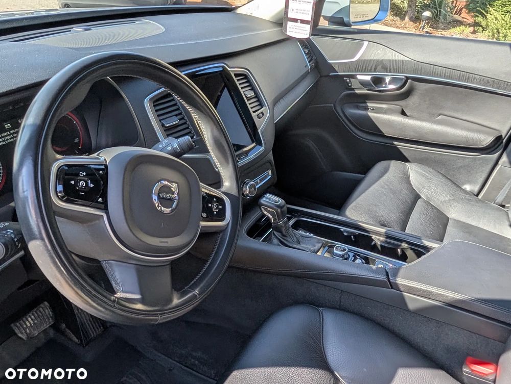 Volvo XC 90 - 20