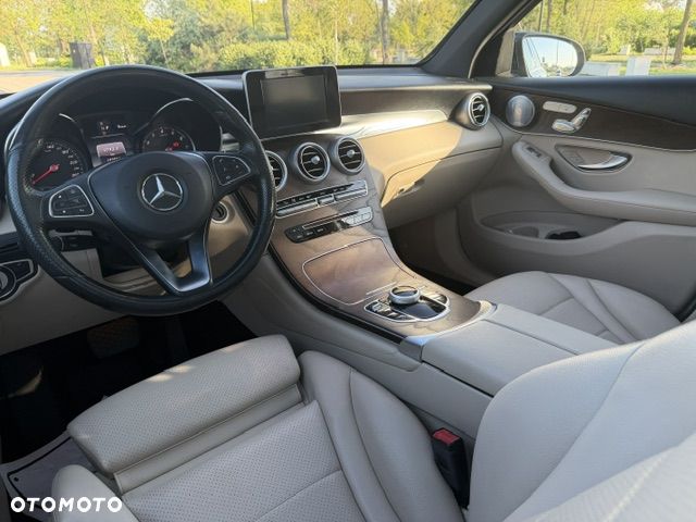 Mercedes-Benz GLC 300 4-Matic - 14