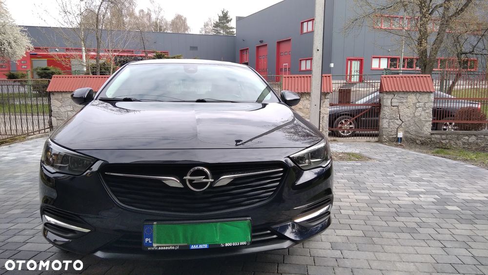 Opel Insignia - 1