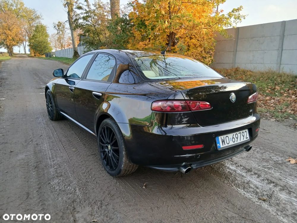 Alfa Romeo 159
