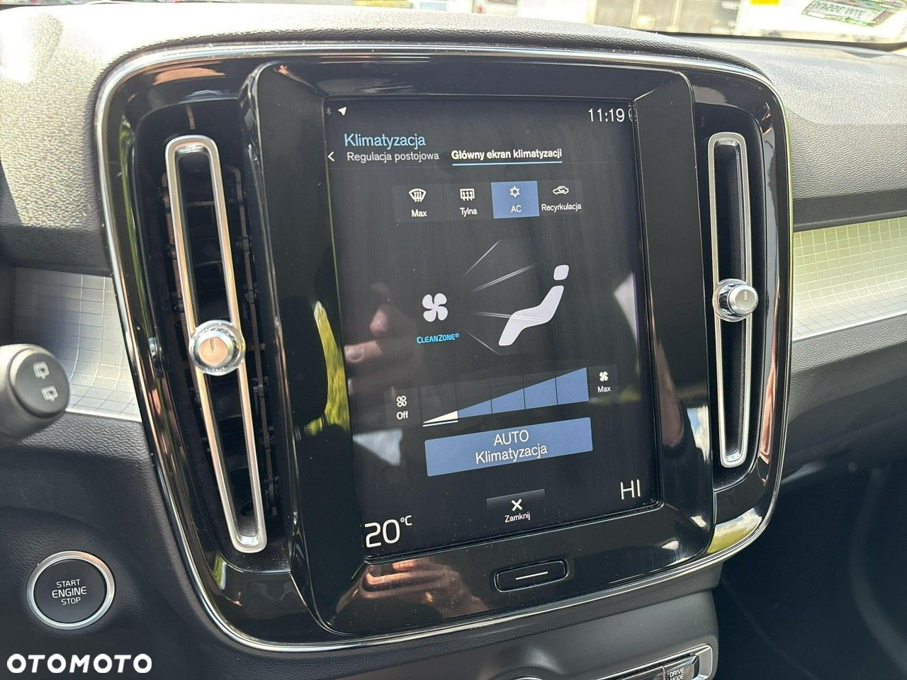 Volvo XC 40 - 22