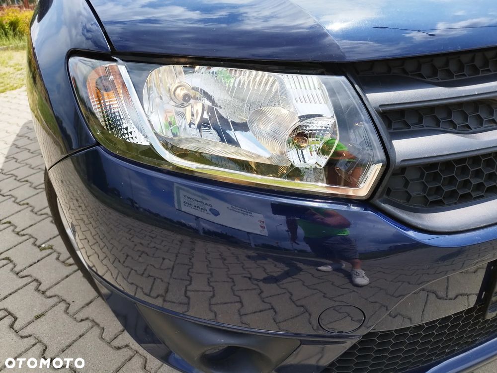 Dacia Sandero 1.2 16V - 25