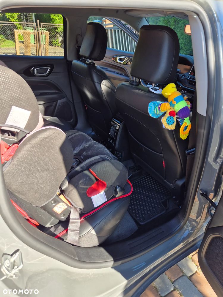 Jeep Compass - 28