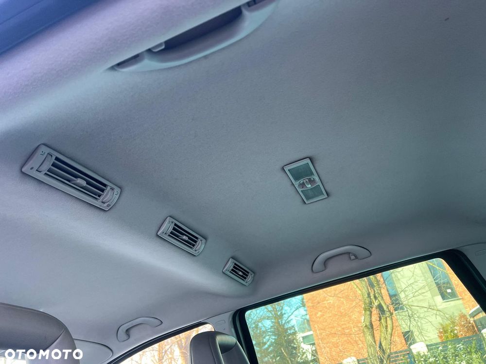 Volkswagen Sharan 2.8 V6 Highline Tiptr - 20