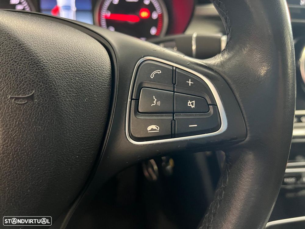Mercedes-Benz C 200 d Avantgarde Aut. - 32