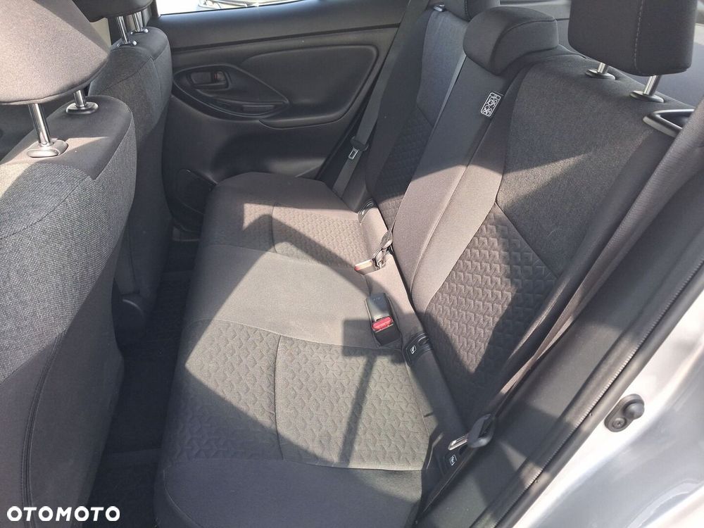 Toyota Yaris Cross Hybrid 1.5 Comfort - 12