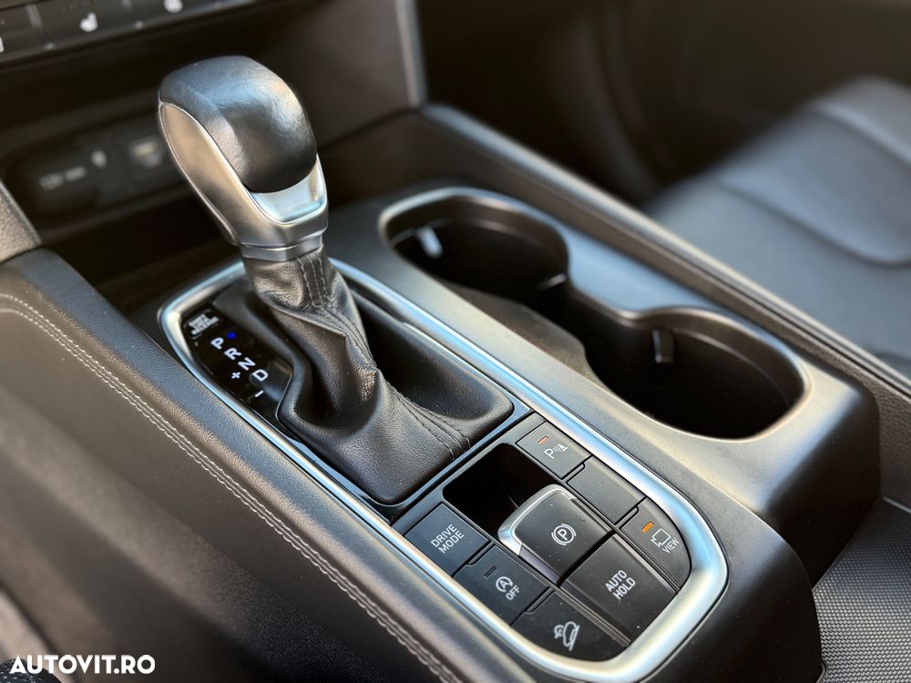 Hyundai Santa Fe 2.2 CRDi 4WD Automatik Premium - 11