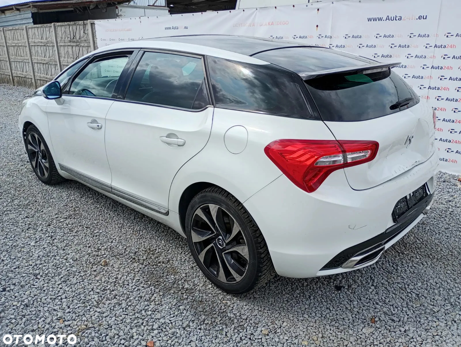 Citroën DS5 1.6 THP SportChic - 8