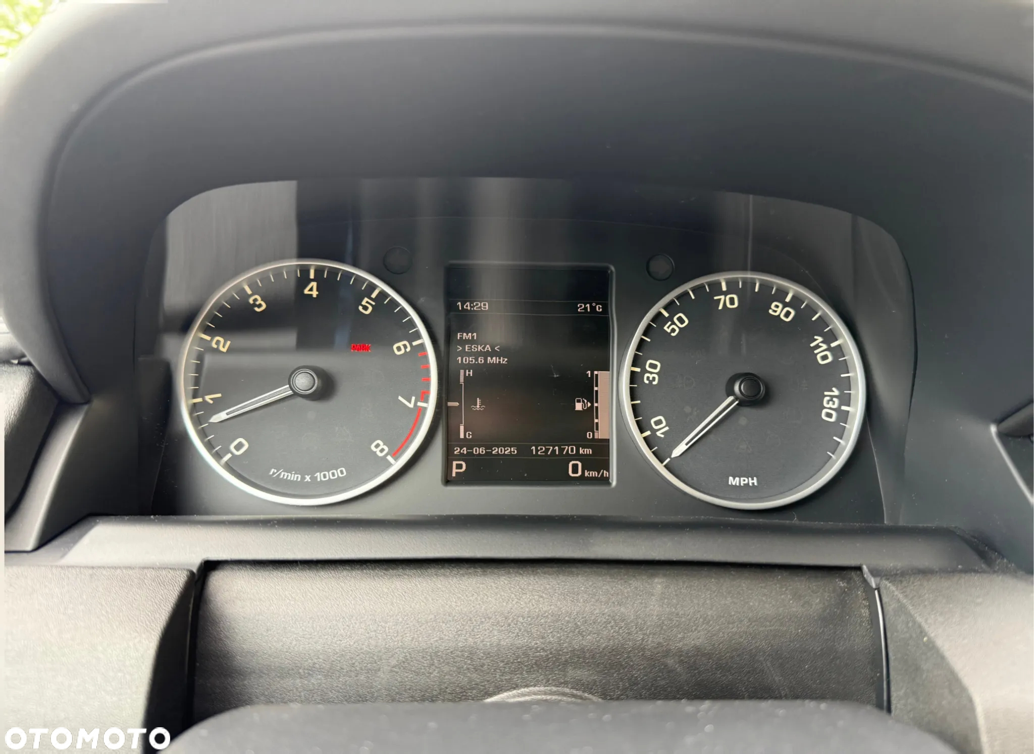 Land Rover Discovery 3.0 Si6 HSE Luxury - 21