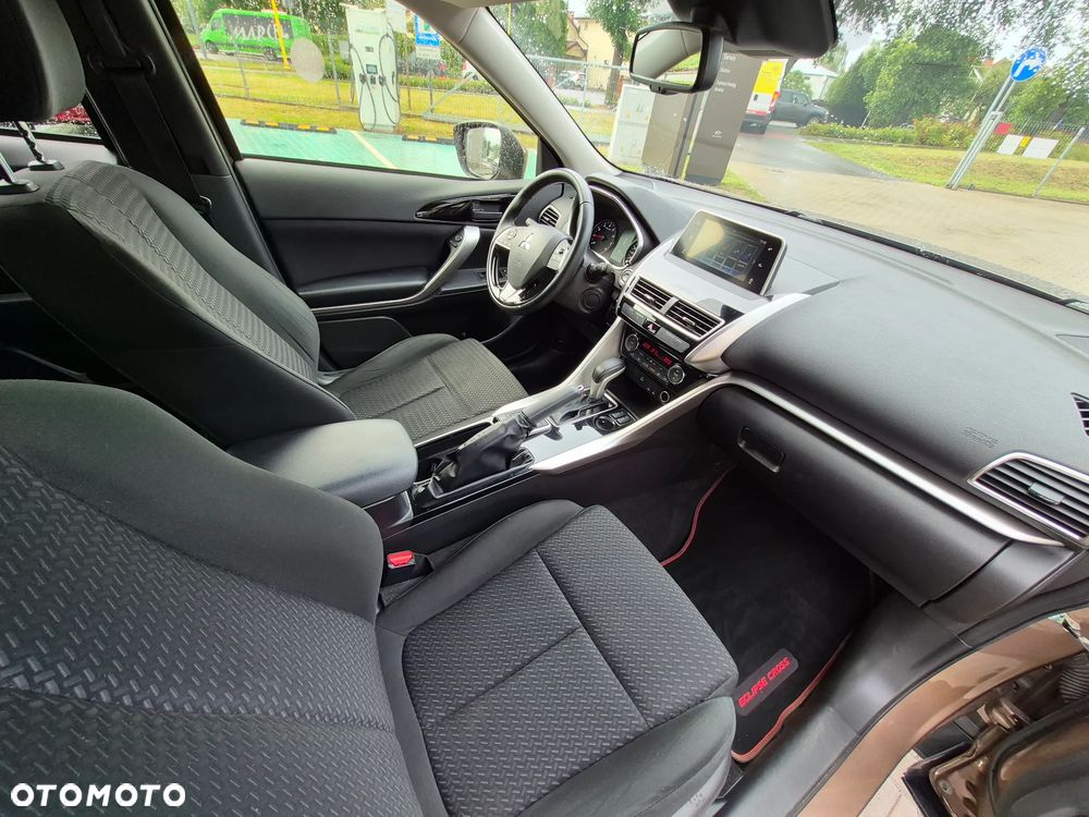 Mitsubishi Eclipse Cross 1.5 T GPF Invite Plus CVT - 18