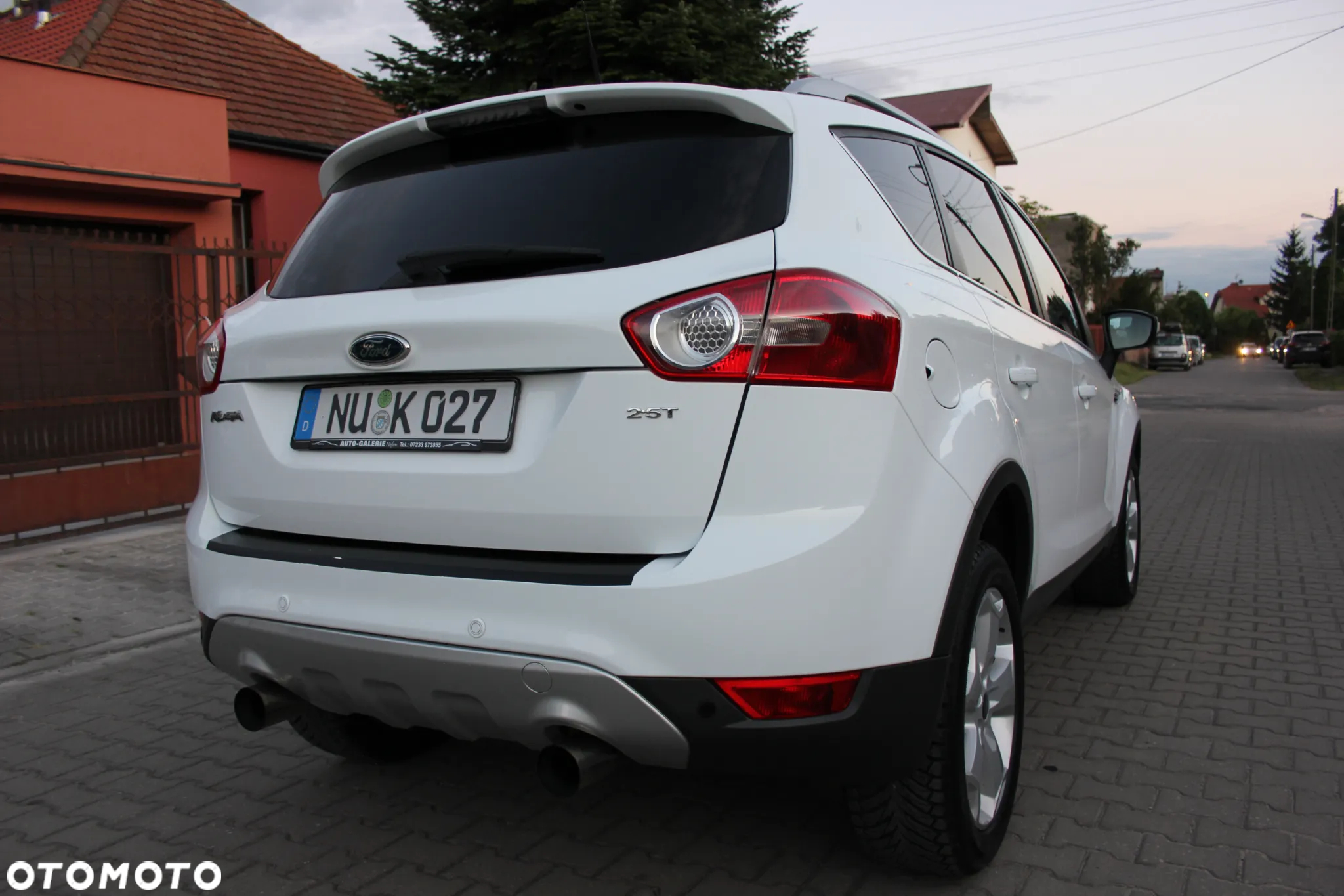 Ford Kuga 2.5 Titanium - 6