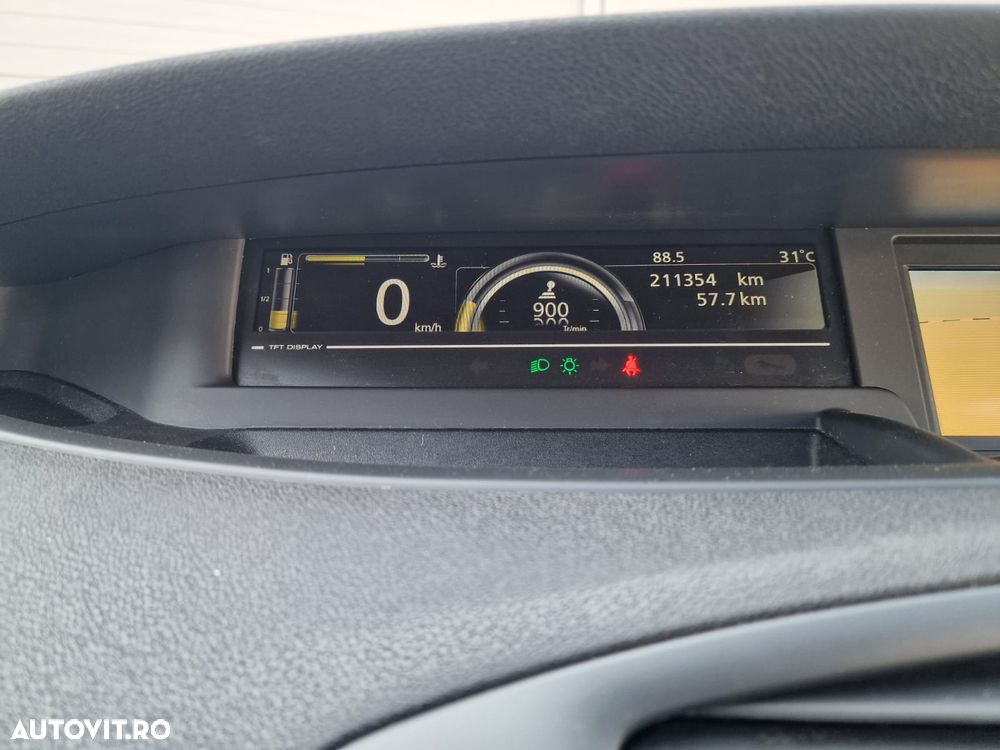 Renault Grand Scenic 1.5 dCi Privilege - 8