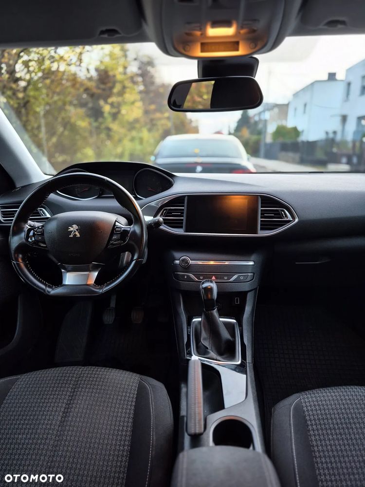 Peugeot 308 1.2 PureTech Active S&S - 18