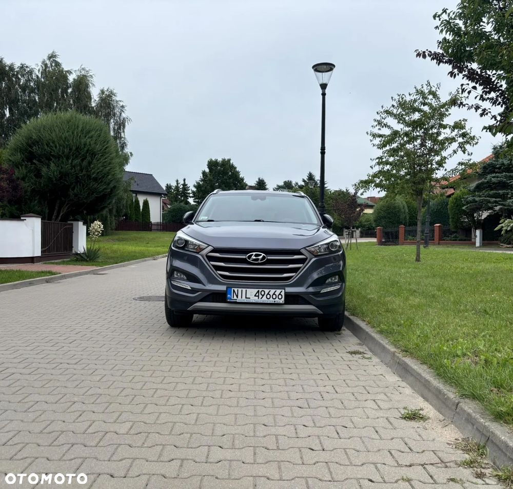 Hyundai Tucson - 1