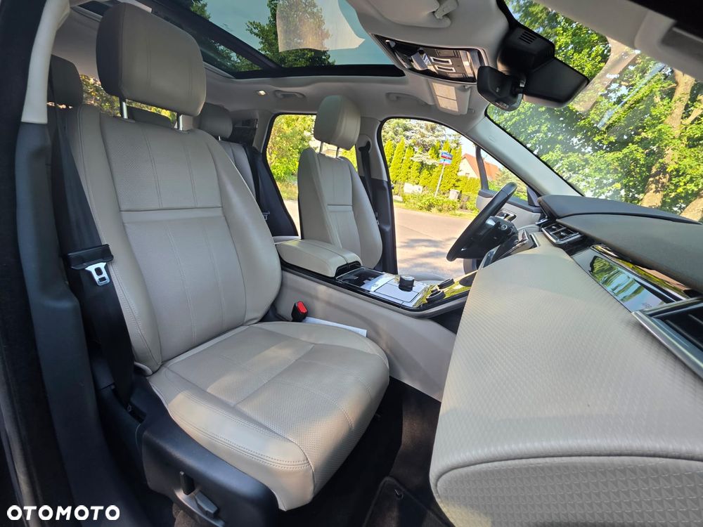 Land Rover Range Rover Velar 2.0 Si4 S - 24