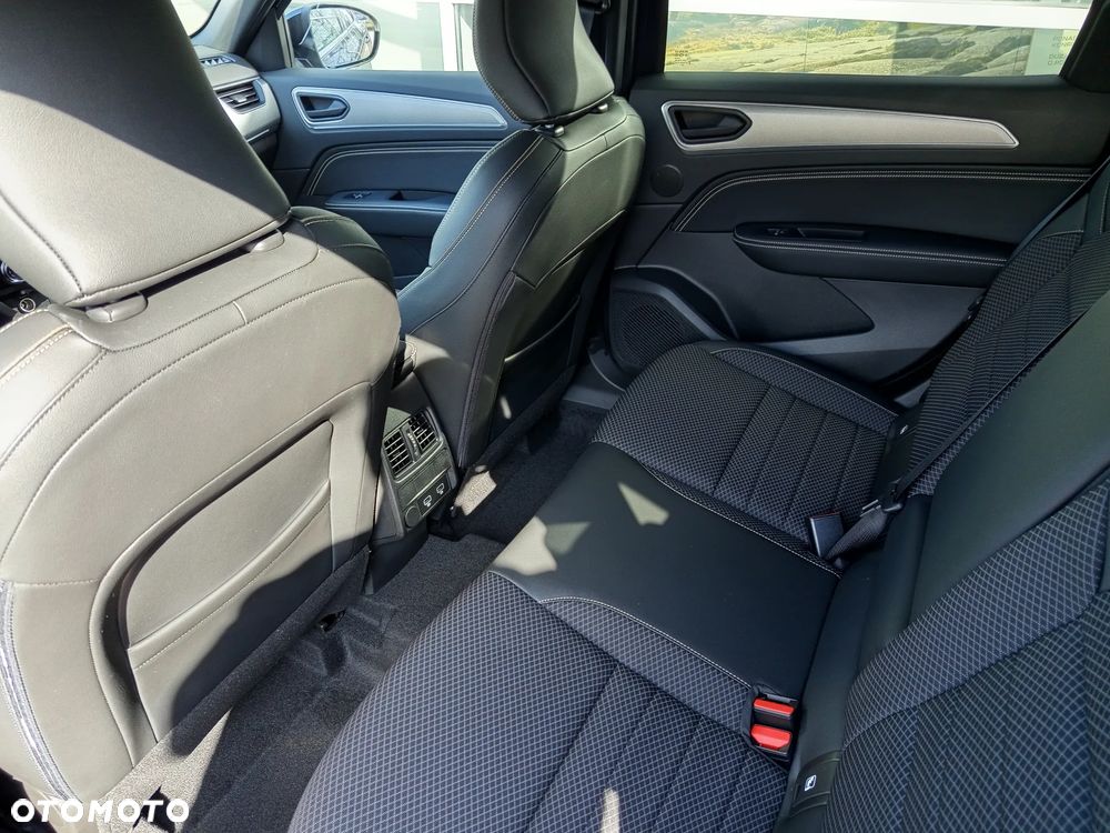 Renault Arkana 1.3 TCe mHEV Techno EDC - 17
