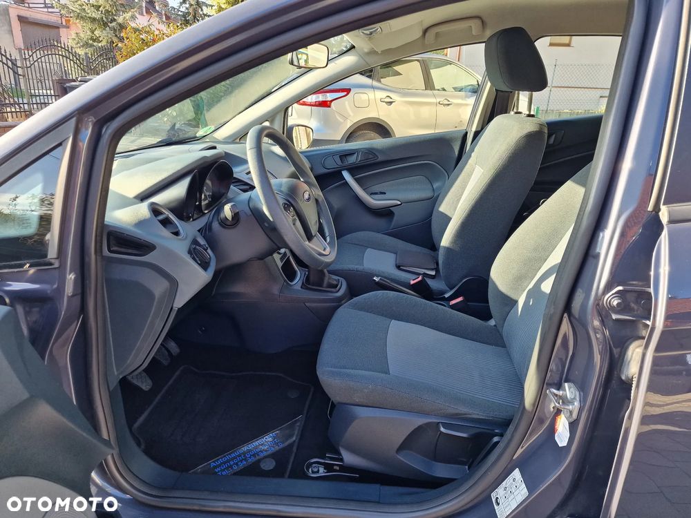 Ford Fiesta 1.25 Trend EU5 - 14