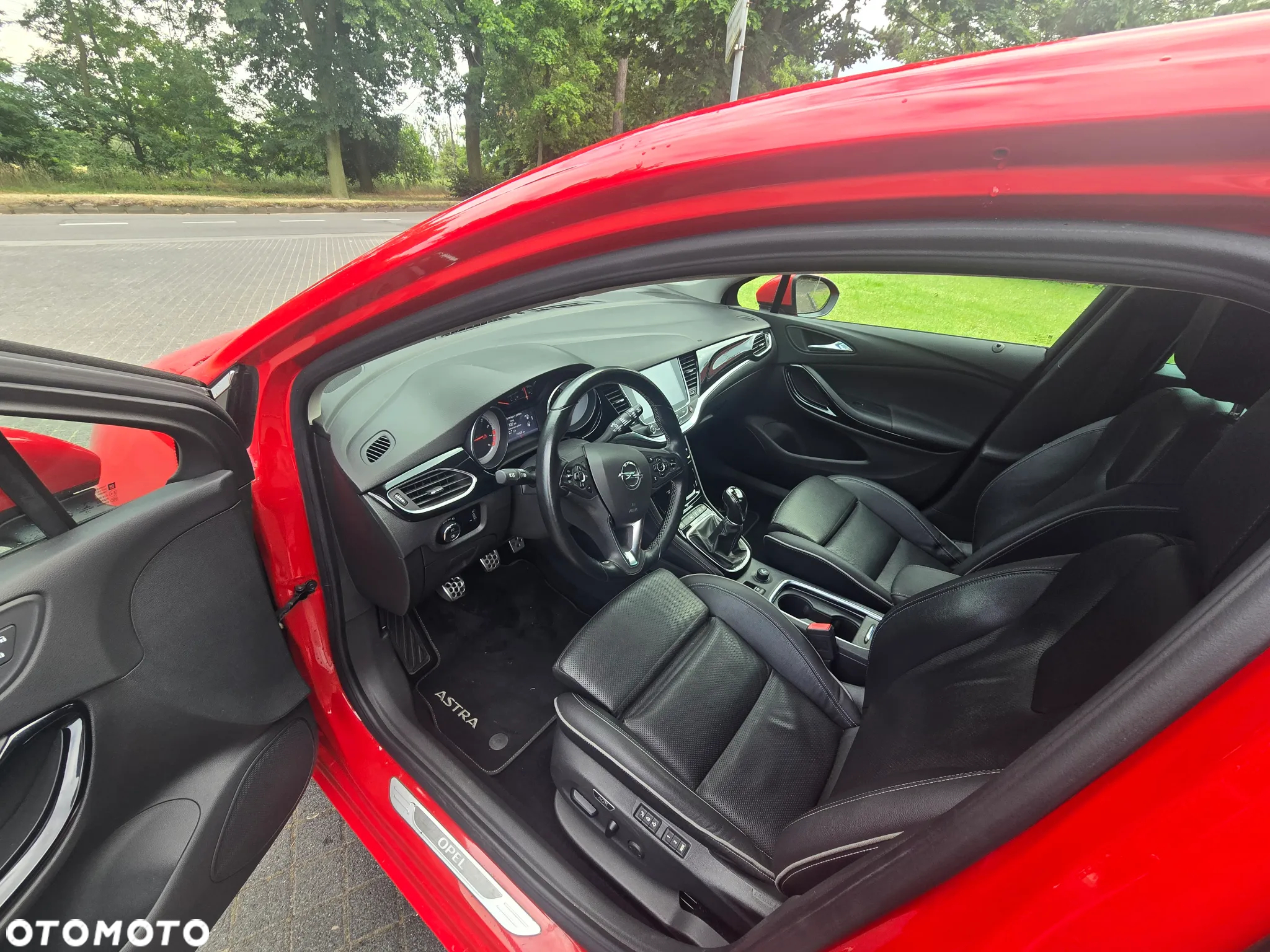 Opel Astra V 1.4 T Elite S&S - 10