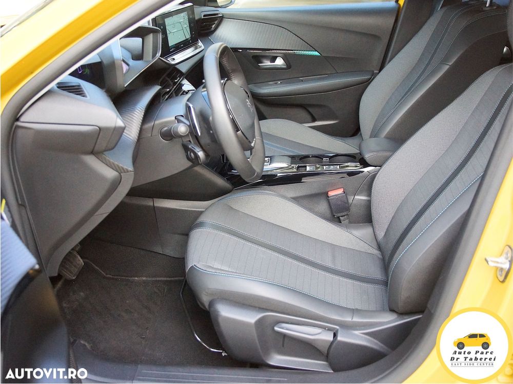 Peugeot 208 PureTech 100 EAT8 Allure Pack - 21