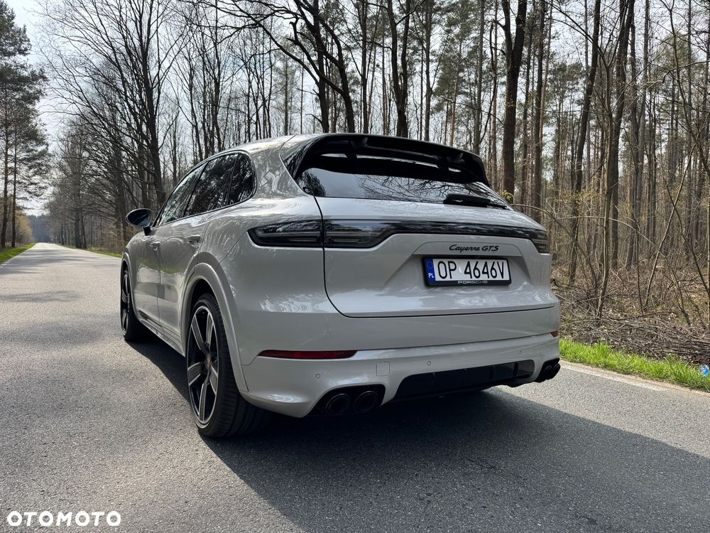 Porsche Cayenne - 7