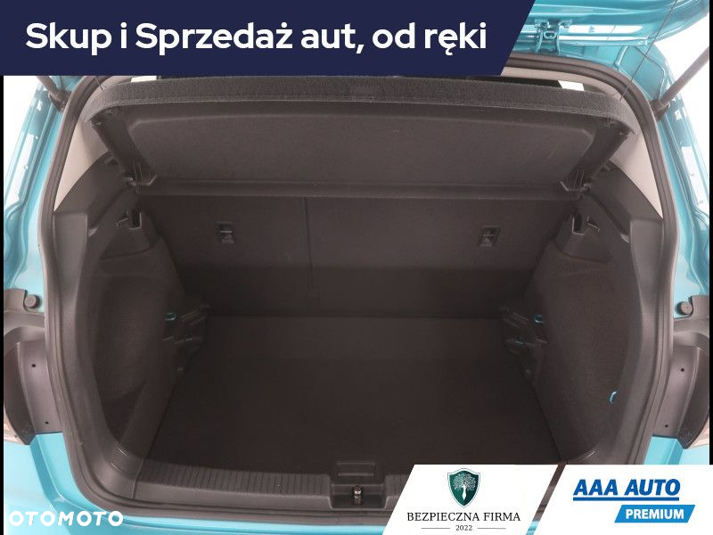 Volkswagen T-Cross - 15