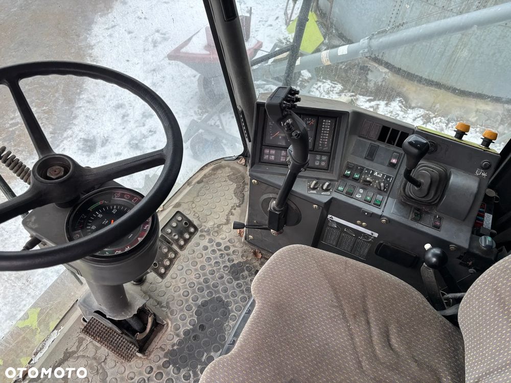 Claas MEDION 330 - 9