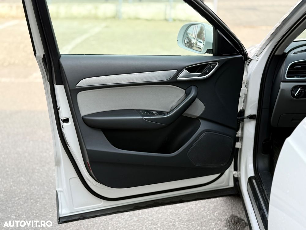 Audi Q3 2.0 35 TDI quattro Advanced - 24