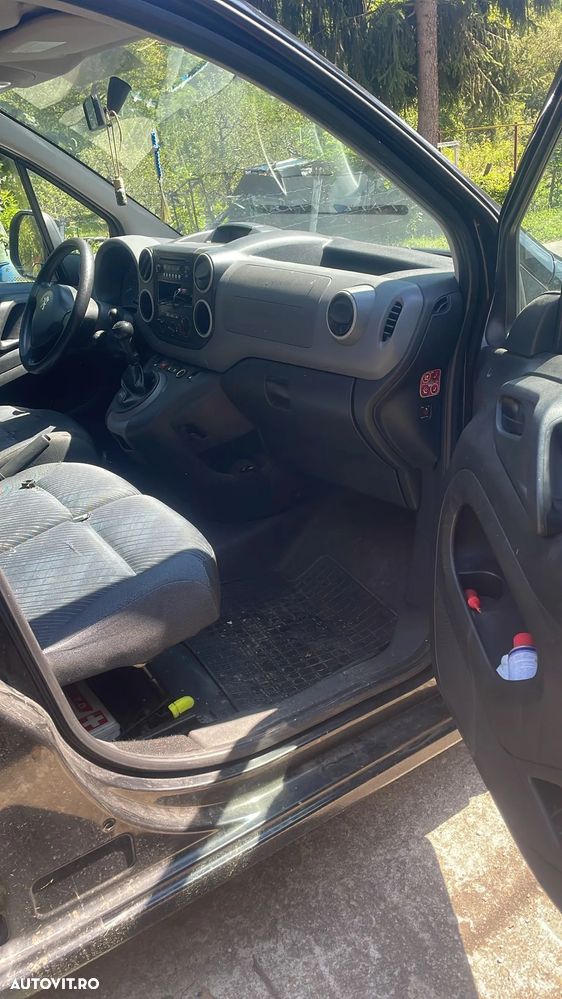 Peugeot Partner Combi VTC 1.6 HDi 92 FAP - 2