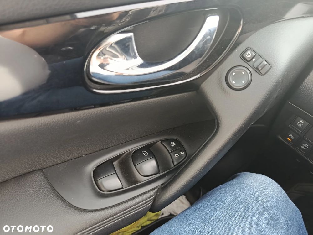 Nissan Qashqai - 10