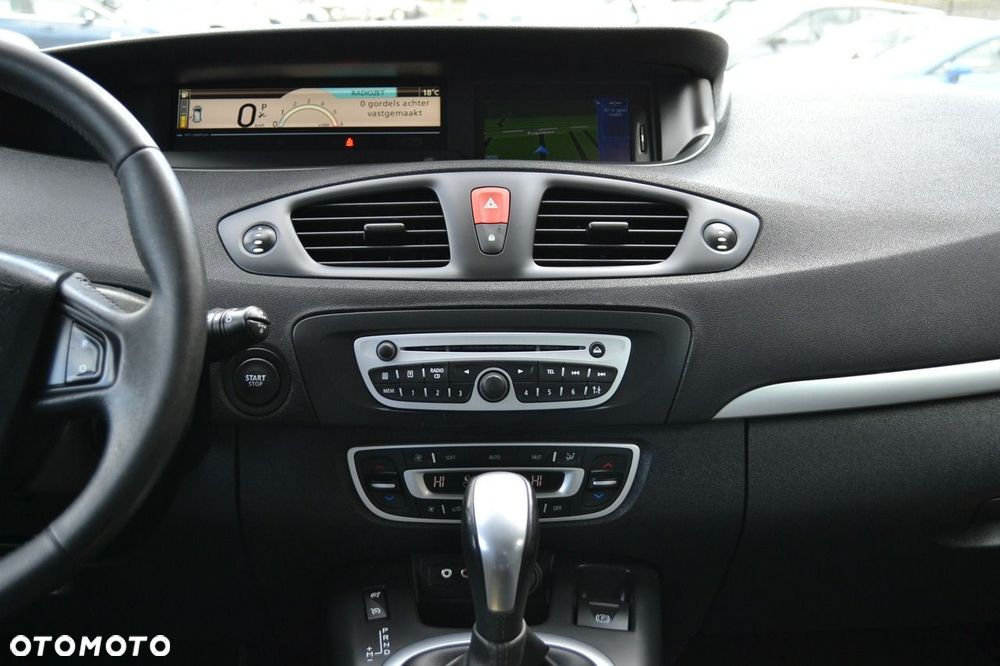 Renault Scenic 1.5 dCi Bose EDC - 9