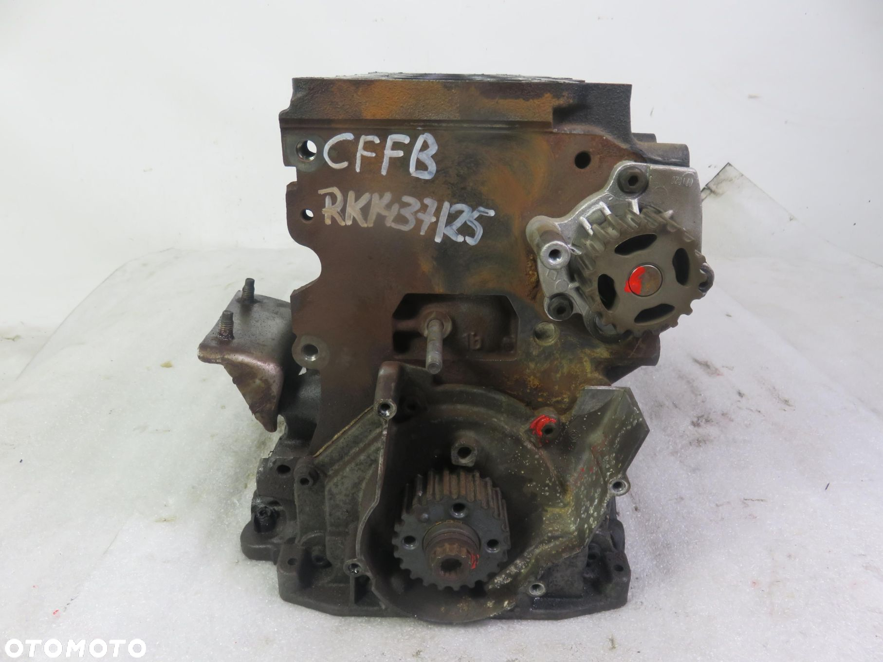 BLOK VW PASSAT B7 2.0 TDI 140 KM CFFB - 8