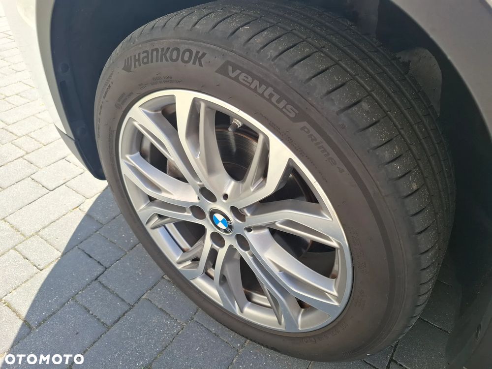 BMW X1 sDrive18d Sport Line - 18