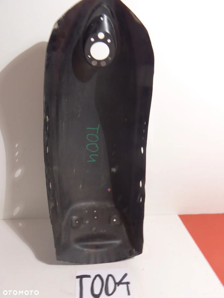 TRIUMPH RACET 3 BŁOTNIK TYŁ T004 - 7