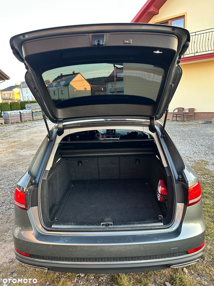 Audi A4 Avant 40 TDI S tronic - 5