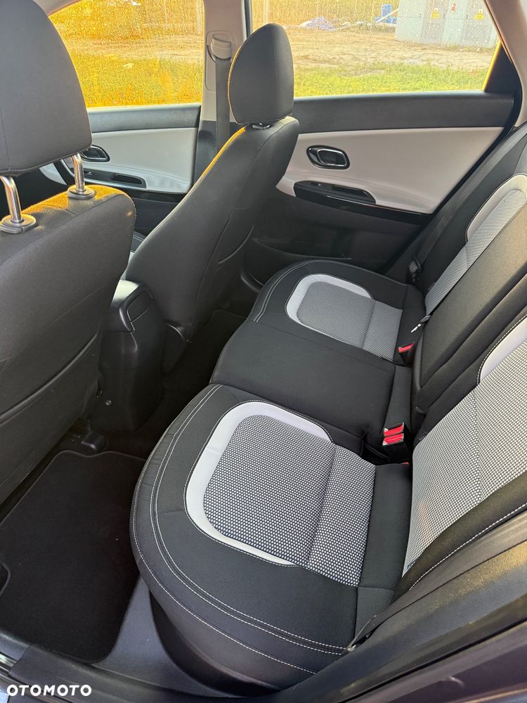 Kia Ceed 1.6 GDI Dream Team Edition - 14