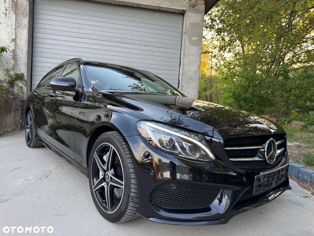 Mercedes-Benz Klasa C 250 d 4Matic 9G-TRONIC AMG Line - 3