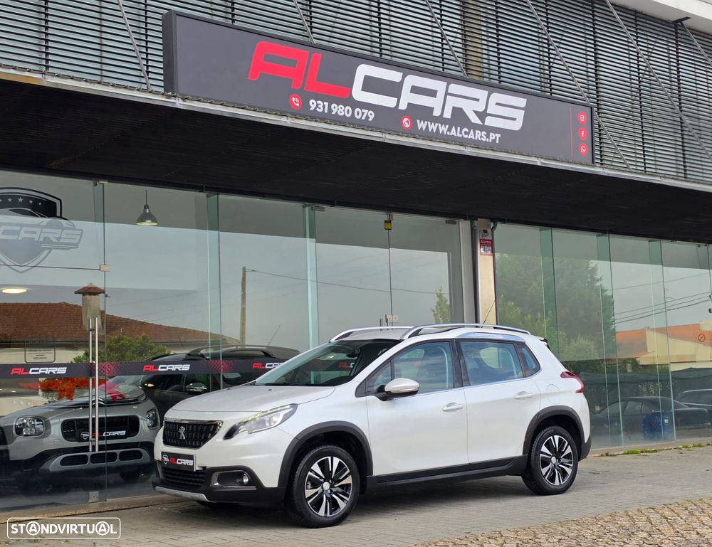 Peugeot 2008 1.2 PureTech Allure EAT6 - 14