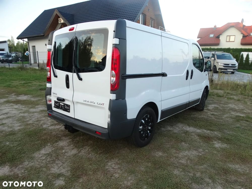 Opel Vivaro - 7