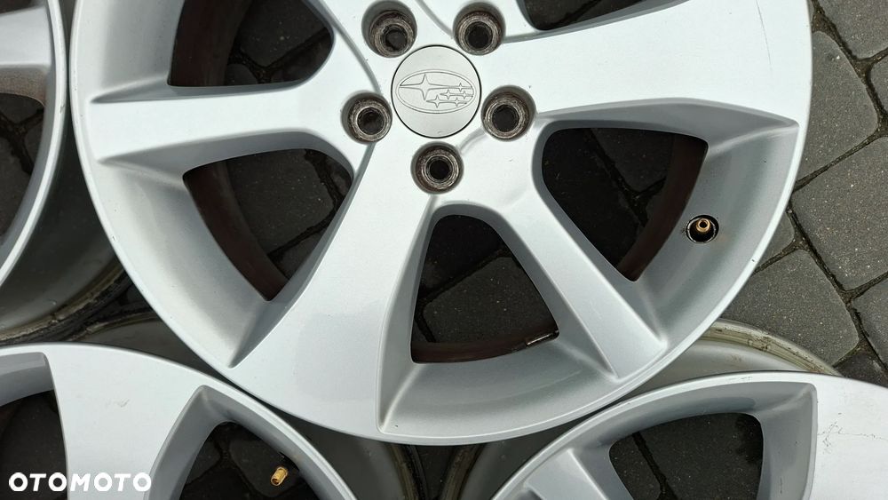 Felgi Aluminiowe 17 Subaru Outback IV 5x100 ET 48 - 9