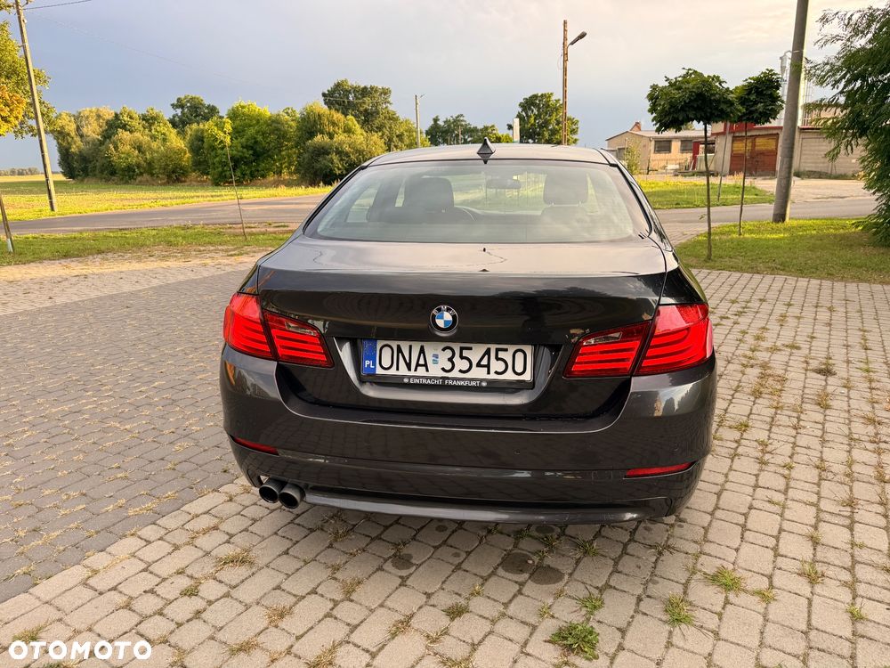 BMW Seria 5 520d - 6