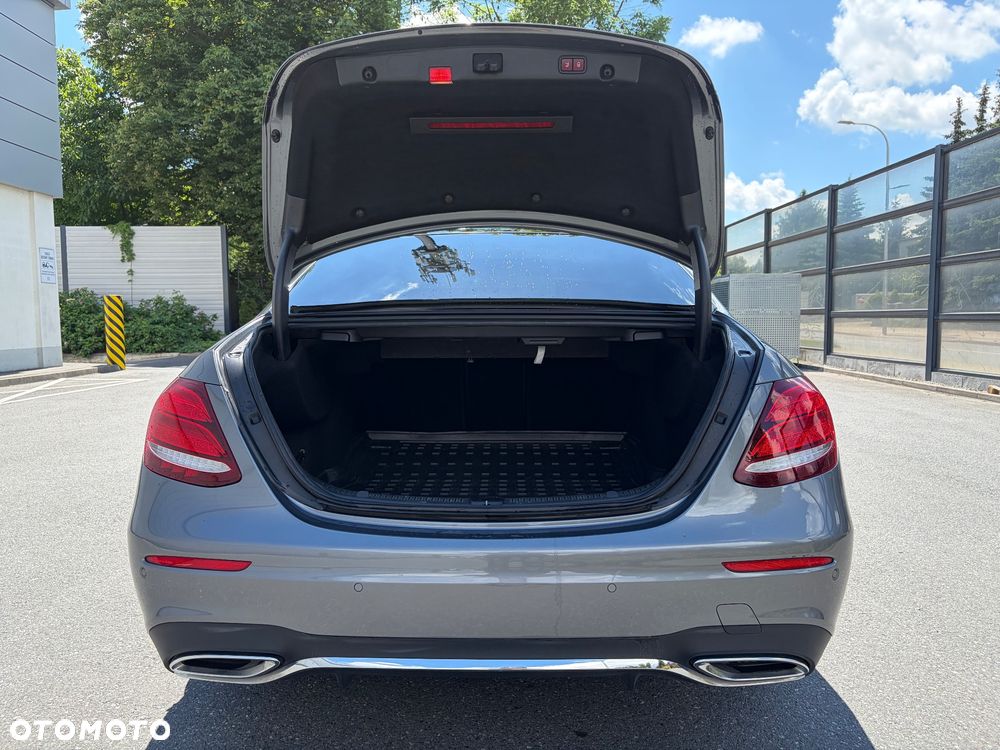 Mercedes-Benz Klasa E 400 d 4-Matic 9G-TRONIC - 10