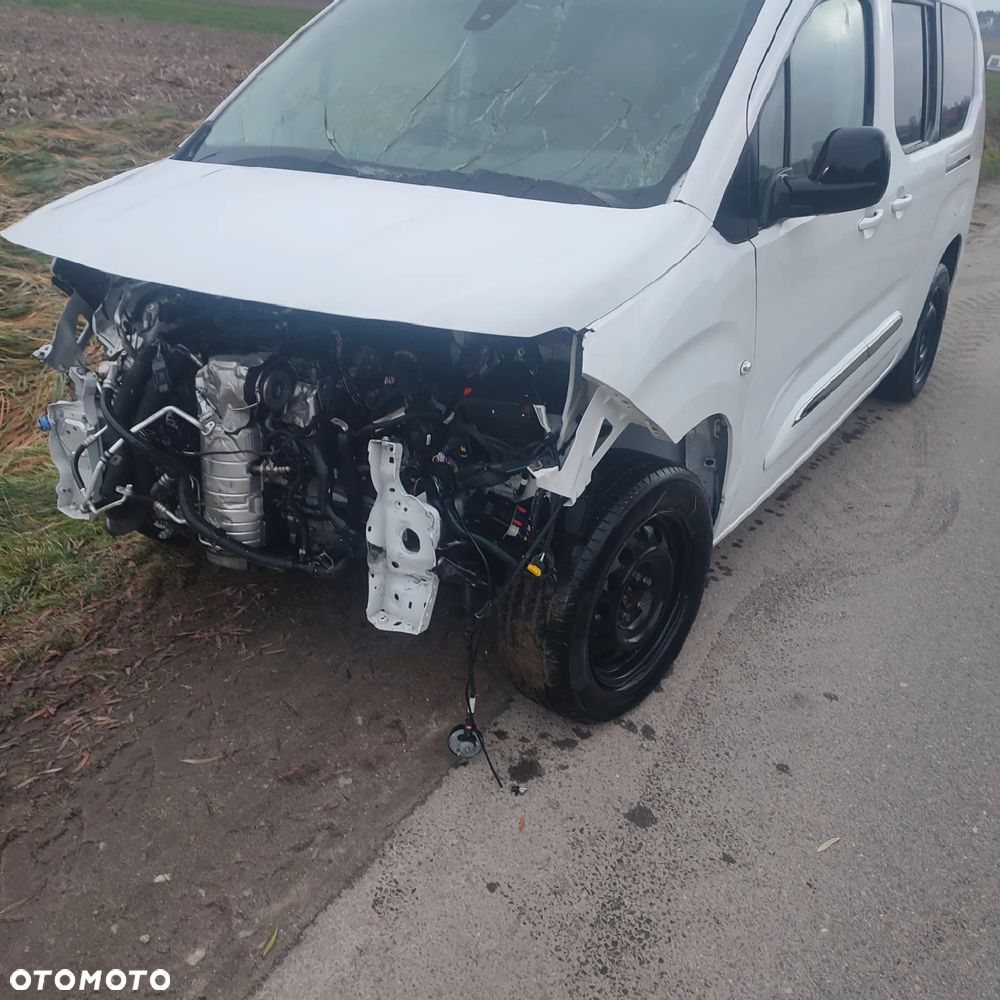 Toyota Proace City - 7