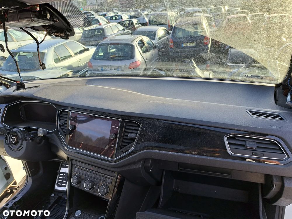 Volkswagen T Roc deska rozdzielcza konsola airbag - 4