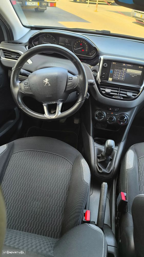 Peugeot 208 1.2 PureTech Style - 39