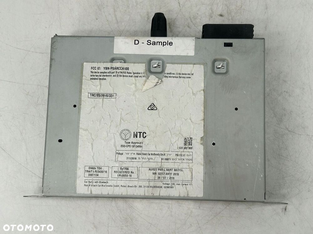 radioodtwarzacz stacja multimedialna peugeot 208 9823998680 - 4