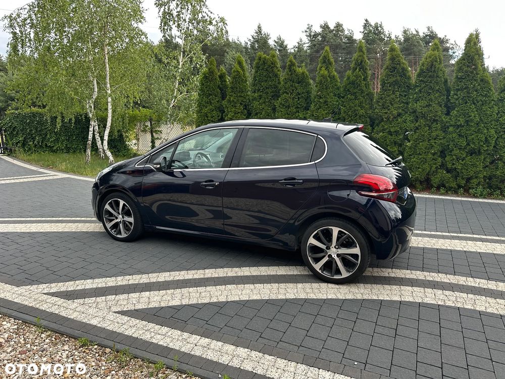 Peugeot 208 PureTech 110 Stop & Start EAT6 Signature - 21