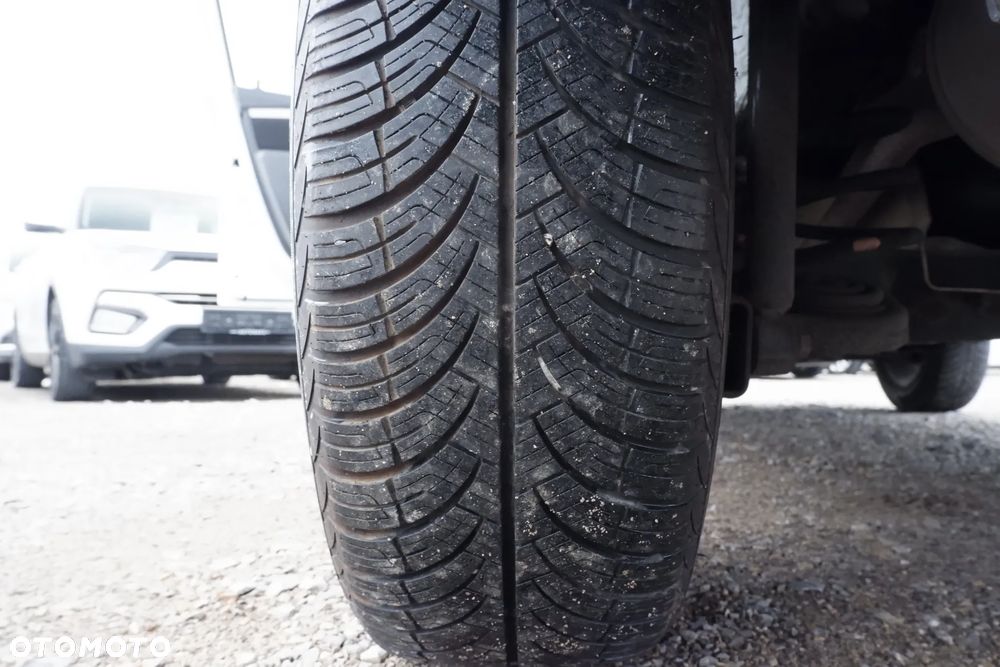 Dacia Duster 1.6 16V 105 4x2 Ice - 36